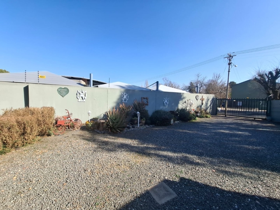 9 Bedroom Property for Sale in Westdene Free State